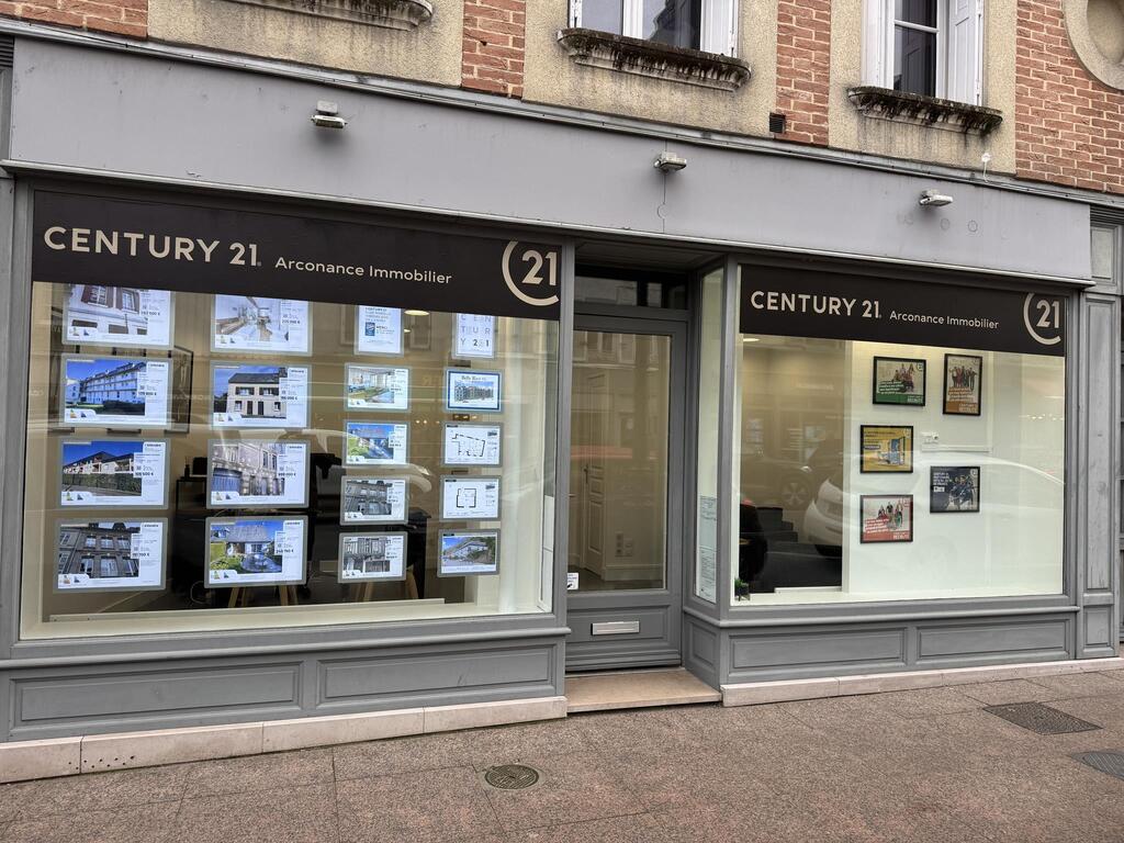 l'équipe de l'agence Arconance Immobilier