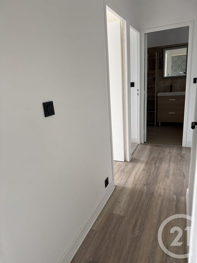 Afficher la photo en grand Appartement F3 à vendre - 3 pièces - 63.0 m2 - HONFLEUR - 14 - BASSE-NORMANDIE - Century 21 Arconance Immobilier