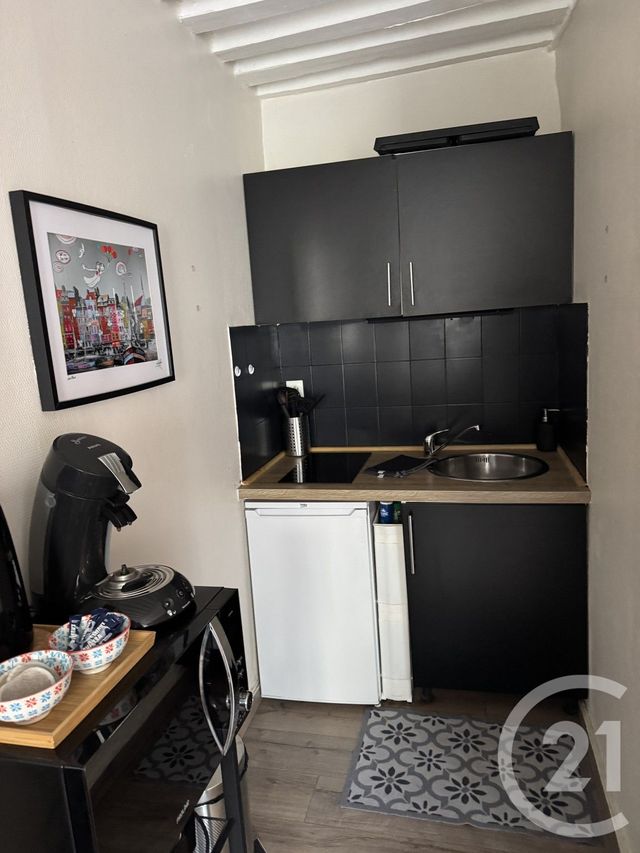 Afficher la photo en grand Appartement F1 à vendre - 1 pièce - 15.8 m2 - HONFLEUR - 14 - BASSE-NORMANDIE - Century 21 Arconance Immobilier