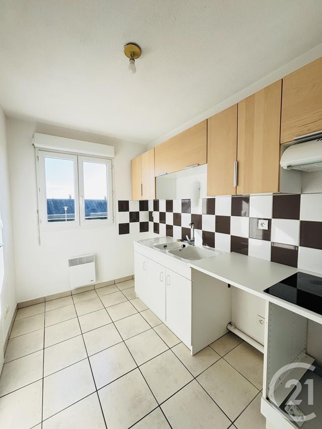 Appartement F3 à vendre - 3 pièces - 61.66 m2 - EQUEMAUVILLE - 14 - BASSE-NORMANDIE - Century 21 Arconance Immobilier