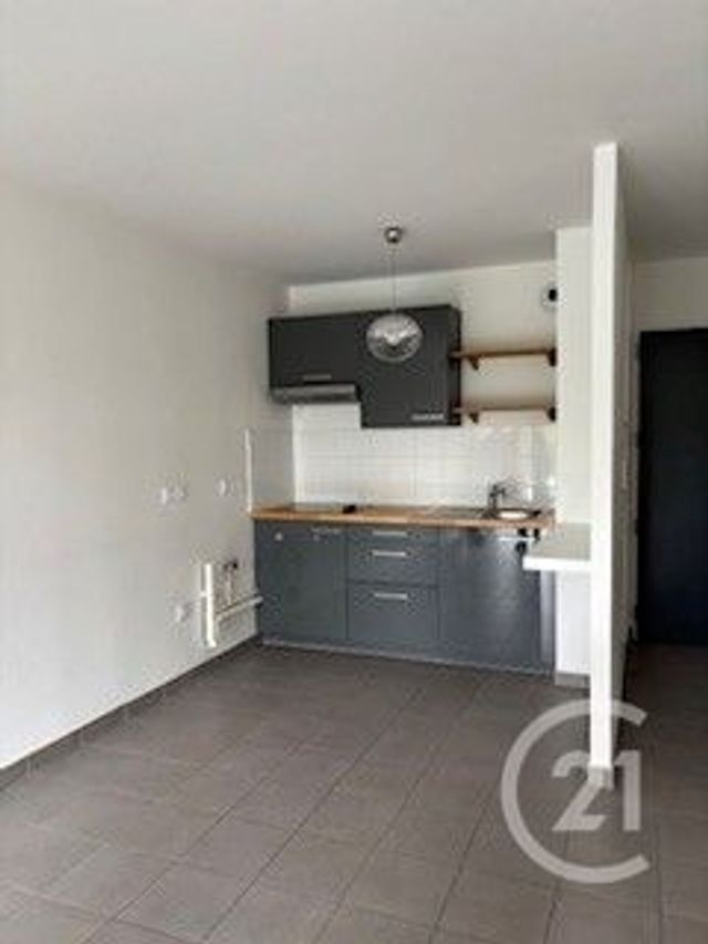 Appartement à vendre - 3 pièces - 59.25 m2 - HONFLEUR - 14 - BASSE-NORMANDIE - Century 21 Arconance Immobilier
