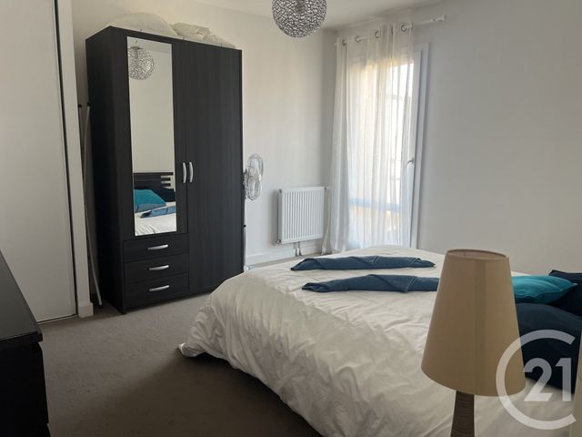 Afficher la photo en grand Appartement F5 à vendre - 3 pièces - 61.0 m2 - HONFLEUR - 14 - BASSE-NORMANDIE - Century 21 Arconance Immobilier