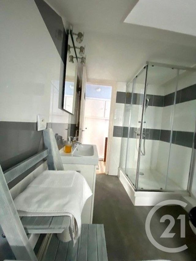 Afficher la photo en grand Appartement F2 à vendre - 2 pièces - 35.0 m2 - HONFLEUR - 14 - BASSE-NORMANDIE - Century 21 Arconance Immobilier